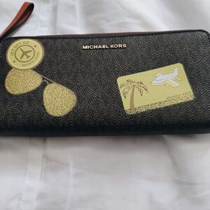 NWT Michael Kors Jet Set Brown Wallet with Gold and Yellow Accents